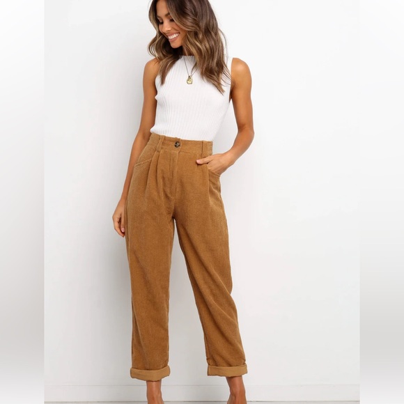 Petal & Pup Barrel Pants - Picture 4 of 11